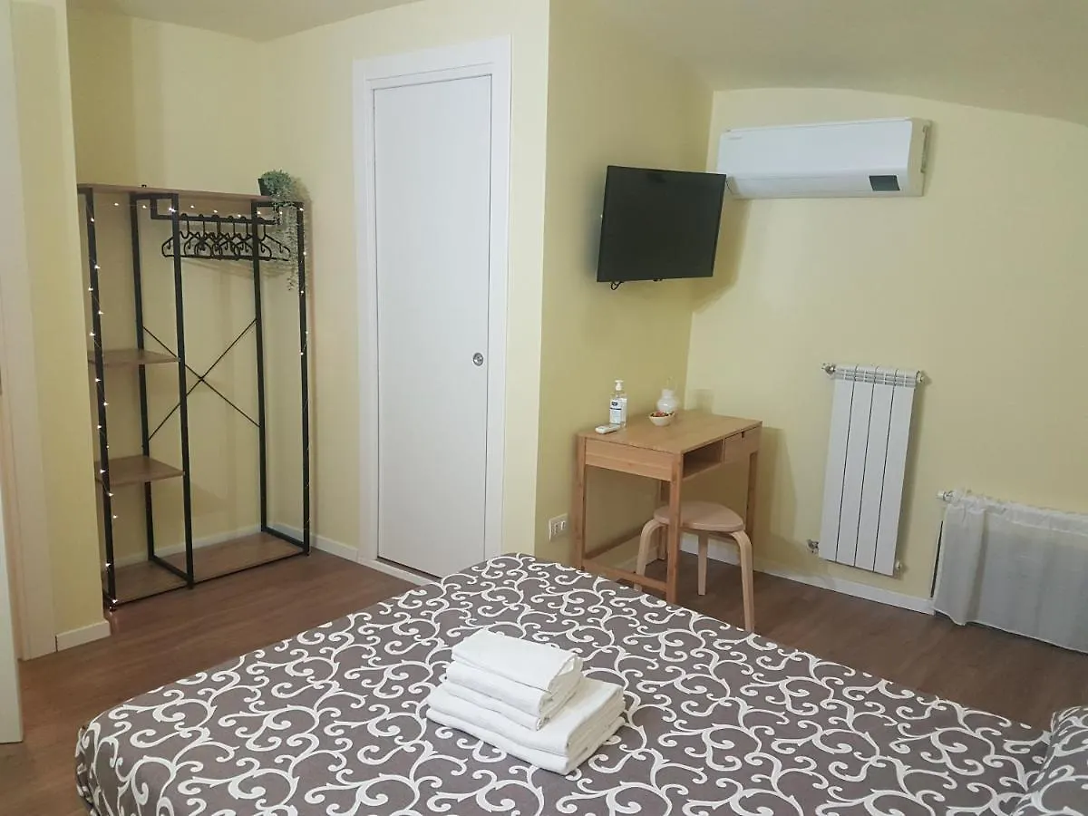 Rega Holiday House Naples 0*,  Italy
