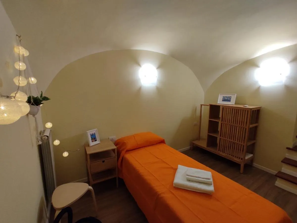 Rega Holiday House Naples Italy