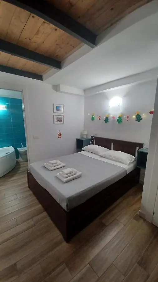 Rega Holiday House Naples 0*,